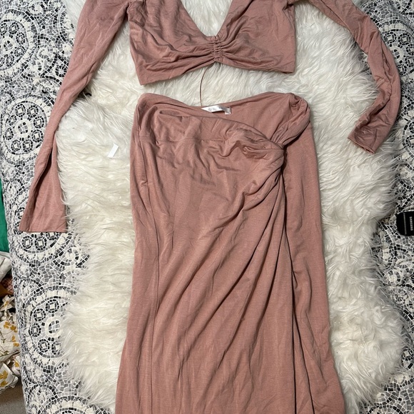 Natalie Rolt two piece set - Picture 2 of 6